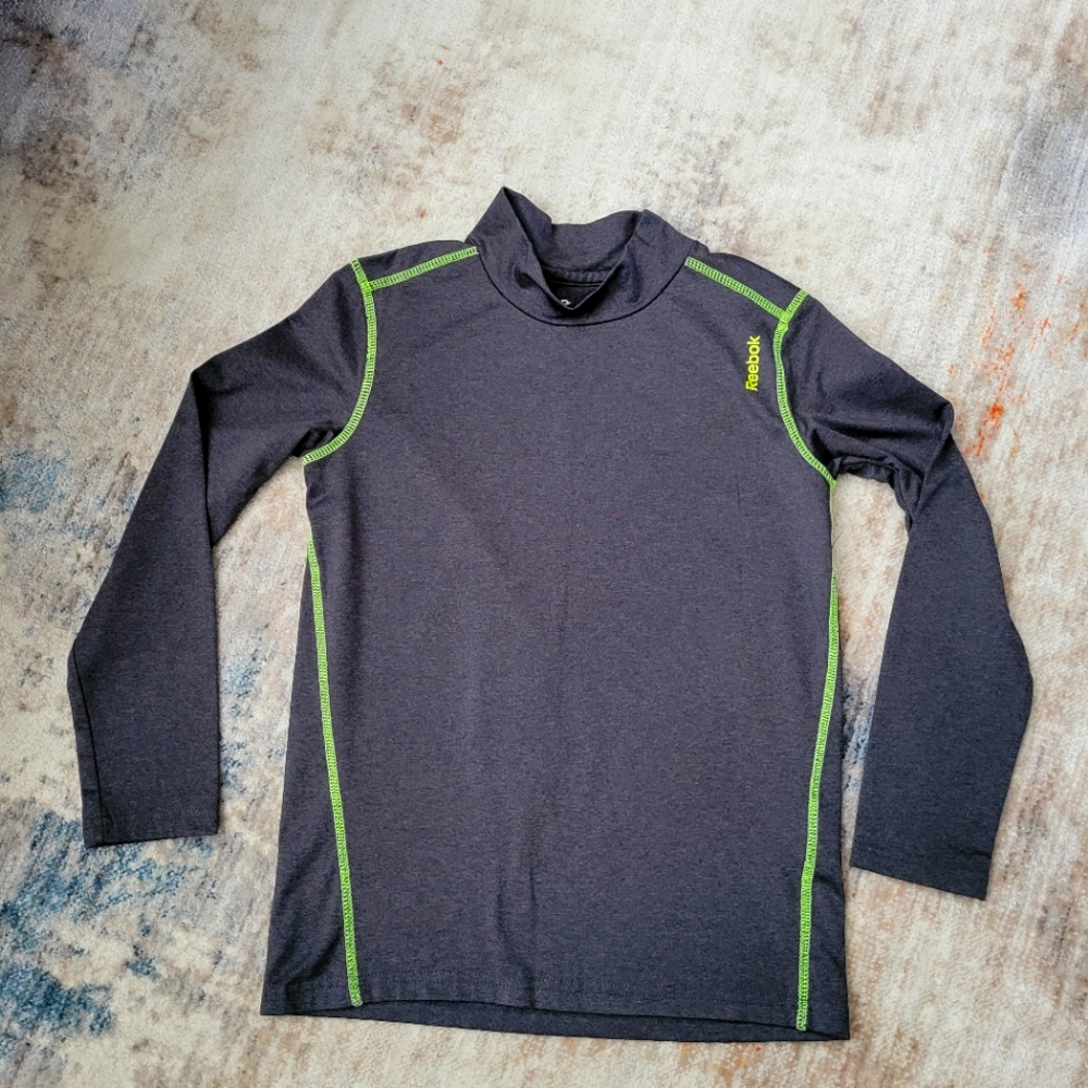 Reebok boys' long sleeve dark grey shirt